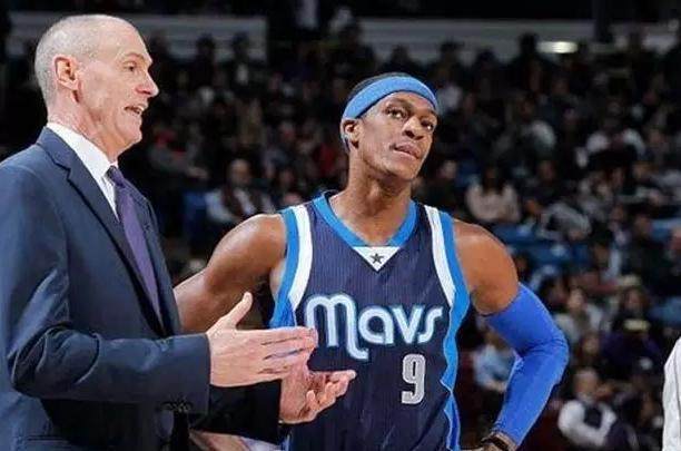 阿方索伤退 阿方索伤退